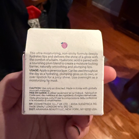 Glow Recipe Plum Plump Gloss Balm with Pink Tint - Picture 3 of 6